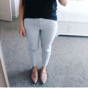GAP Pants - Gap slim cropped seersucker pants NWT 00 GAP Pants - Gap slim cropped seersucker pants NWT 00